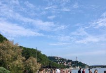 Triestini’s Exodus To Barcola on The First Post-Lockdown Weekend