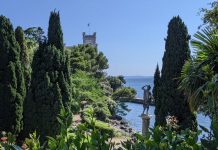 “Learning While Walking” Program Explores Grignano’s Rocky Coastline