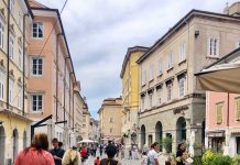 Teachers Across Italy Worry About Schools Reopening