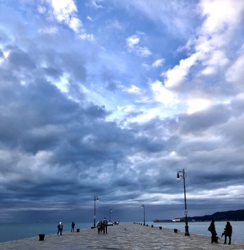 Iranian Students in Trieste Gather at Waterfront After Reports of Khamenei’s Death