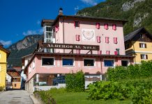 Albergo al Sole: The Celestial Inn with Heavenly Cjarsons