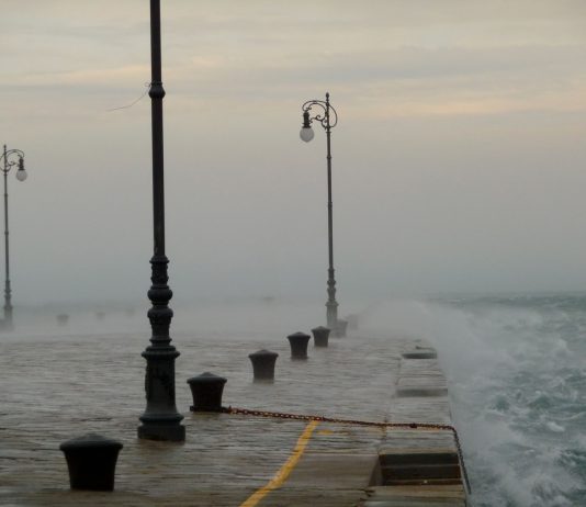 Cold Front Sweeps Into FVG, Bringing Strong Winds and Low-Level Snow