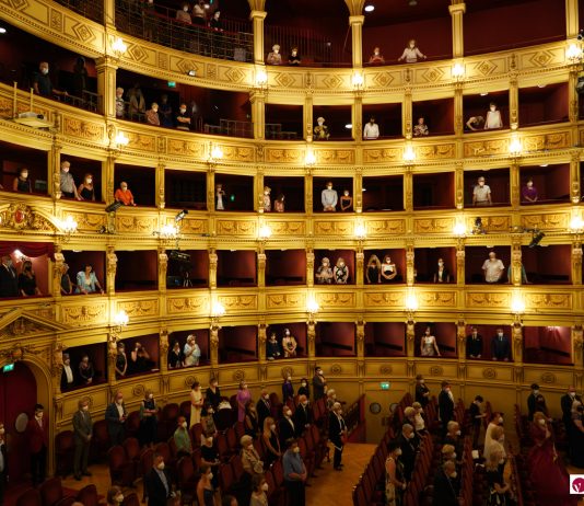Trieste Opens Opera Season with Dual Productions of Rossini and Mozart Trieste