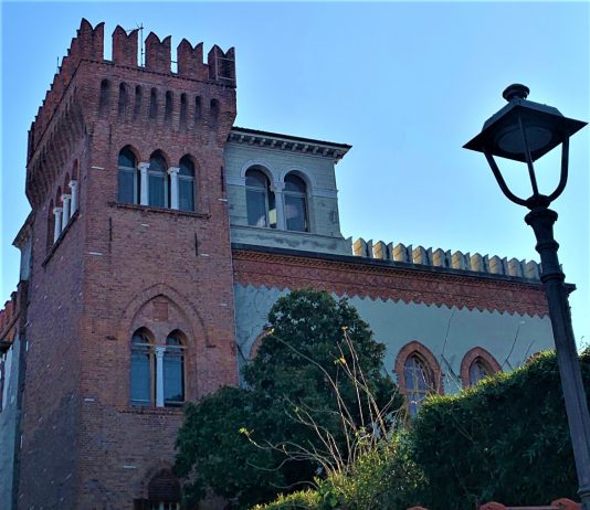 Discovering Villa Pia: A Mansion In San Vito Neighborhood Overlooking The Moon