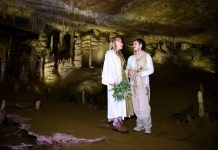 A Fairy-tale Wedding Inside the Grotte di Villanova