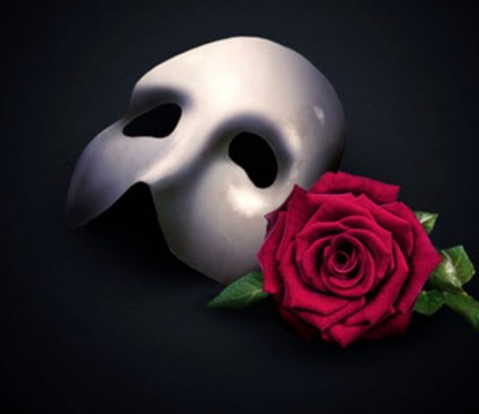 Italian Premier: “The Phantom Of The Opera” At The Rossetti Theater