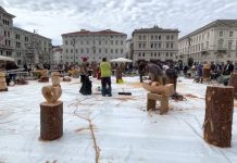 Piazza Unità This Sunday 30 April