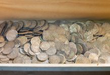 A Centuries-Old Secret Unveiled: The Erpelle Treasure Emerges from Obscurity