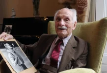 Last Battle of Britain Fighter Pilot Reunites with Italian Woman Whose Mother Saved His Life