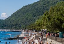 Many Came Out To Enjoy Barcola Beach This Weekend