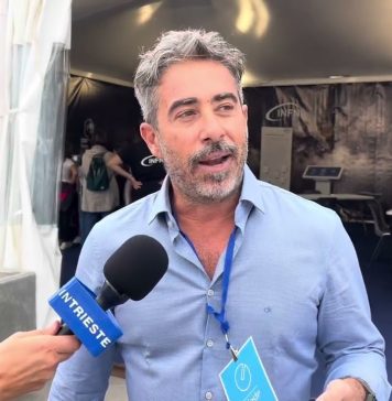 Reviving the Classics: How Digital Humanities Bring Dante and Shakespeare into the Modern Era