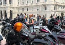 Dozens of Harley-Davidsons Thunder into Trieste’s Piazza Unità
