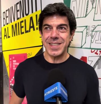 Pierfrancesco Favino Honored in Trieste for His Contribution to Italian Cinema