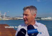 In Trieste, a 32-Meter Robot Platform Begins Work Beneath the Docks