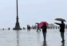Heavy Rains Flood Streets in Trieste Amid Orange Weather Alert