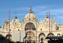 As Venice’s Population Declines, City Expands Efforts to Manage Tourism