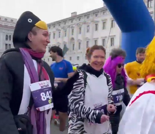 Costumed Runners Fill Trieste Streets in Carnival Race Supporting Children’s Hospital