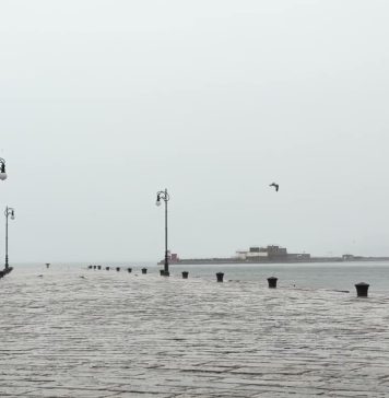 Strong Winds Sweep Friuli Venezia Giulia as Cold Front Takes Hold