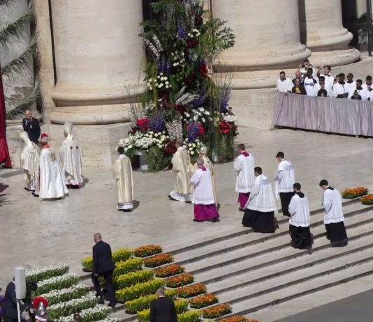 Pope Leo XIV’s First Easter Message Calls for Peace and Rejects Indifference to War