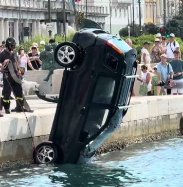 Military Cadets Rescue Driver After Car Plunges Into Sea in Trieste