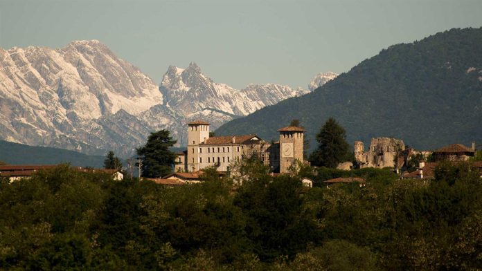 2_Panoramica_Castello_Colloredo_di_Montealbano_Ph_Ulderica_Da_Pozzo3